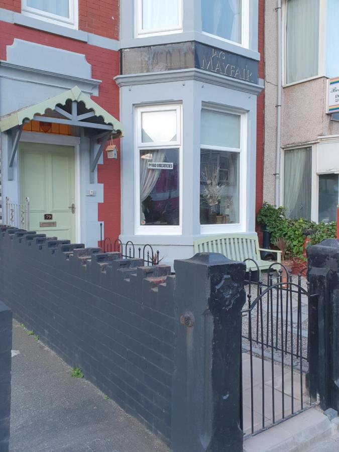 J's Mayfair Guest House Blackpool Extérieur photo