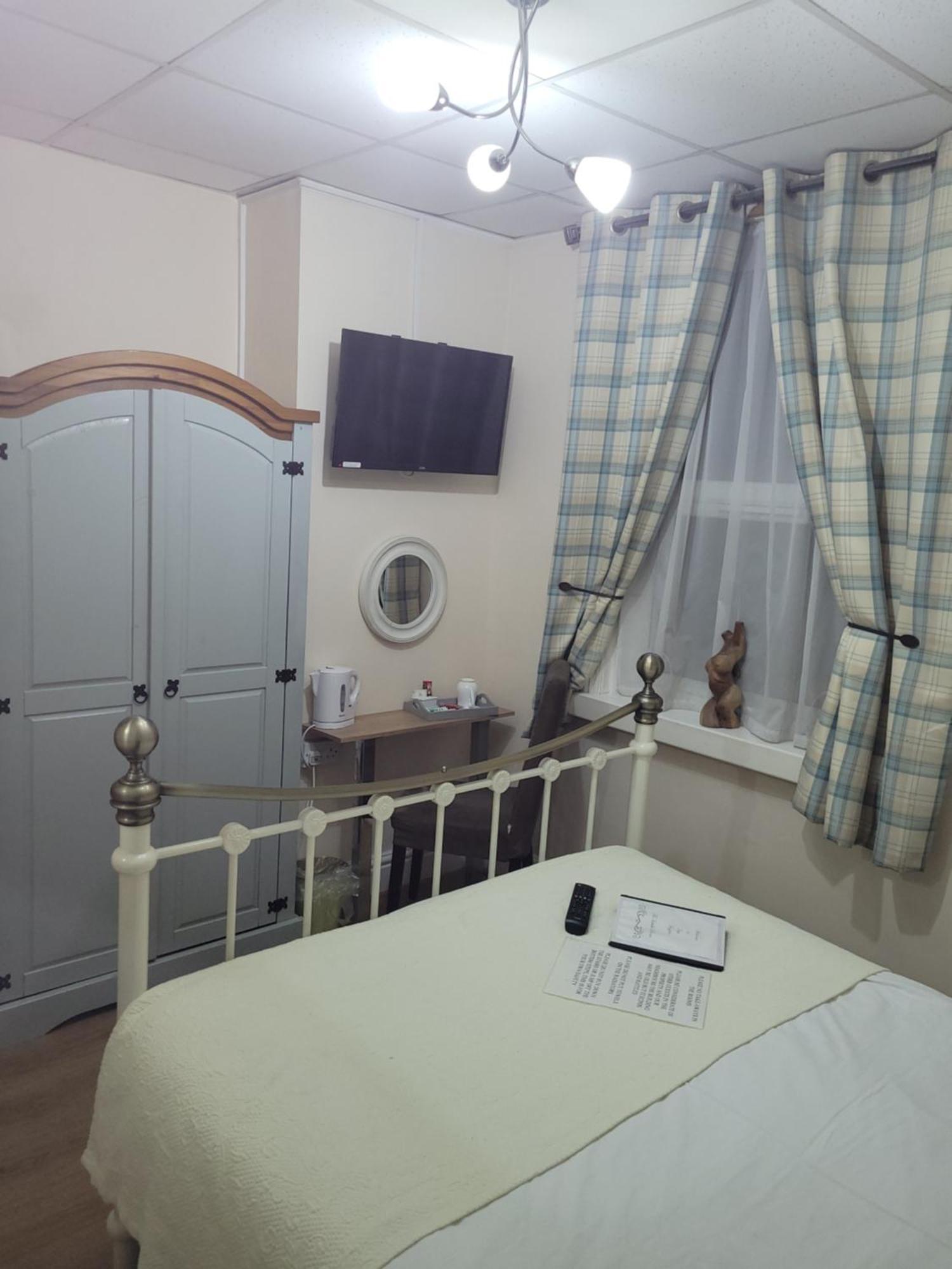 J's Mayfair Guest House Blackpool Extérieur photo